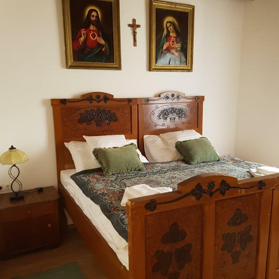Belvárdi Fogadó Belvárdgyula Esterno foto